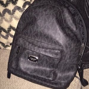 Micheal kors bookbag